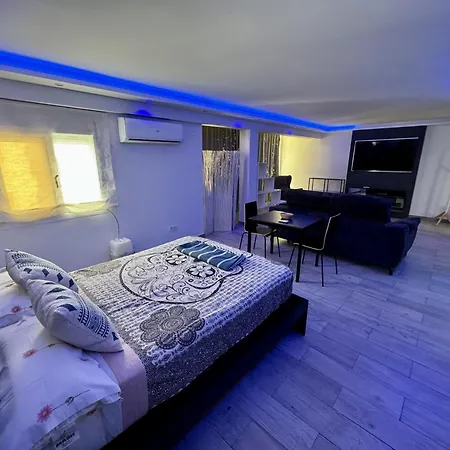 6 By Homing Apartamento